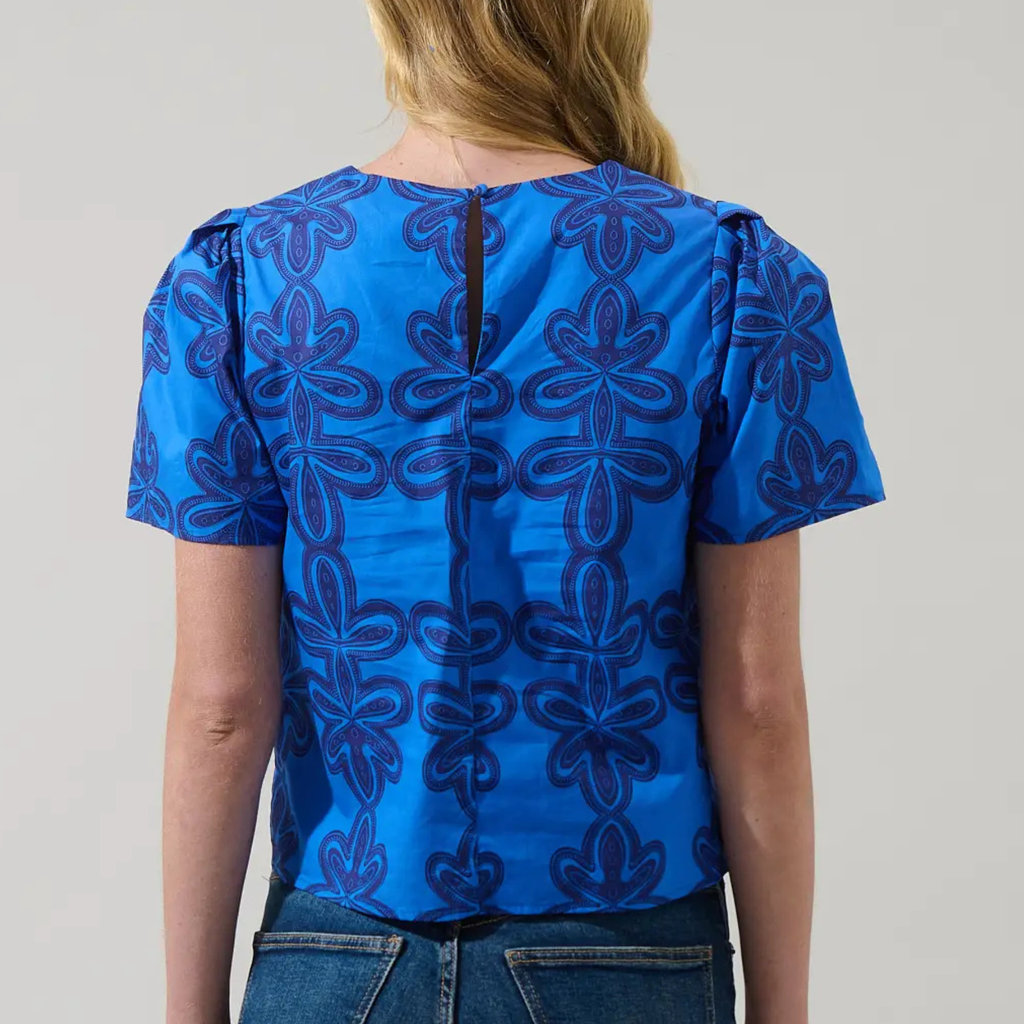 Romery Abstract Tilma Short Sleeve Top