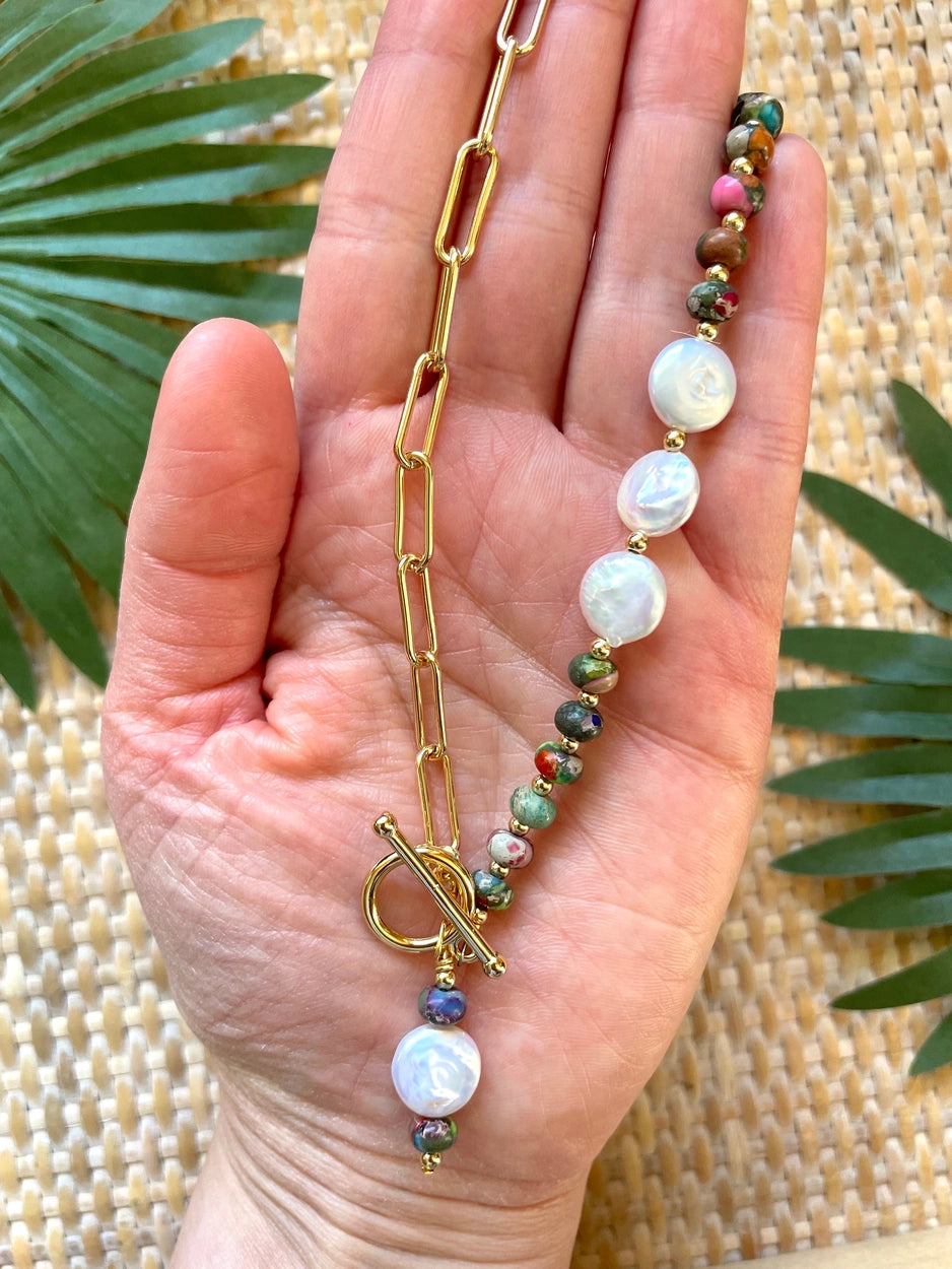 The Vida Necklace